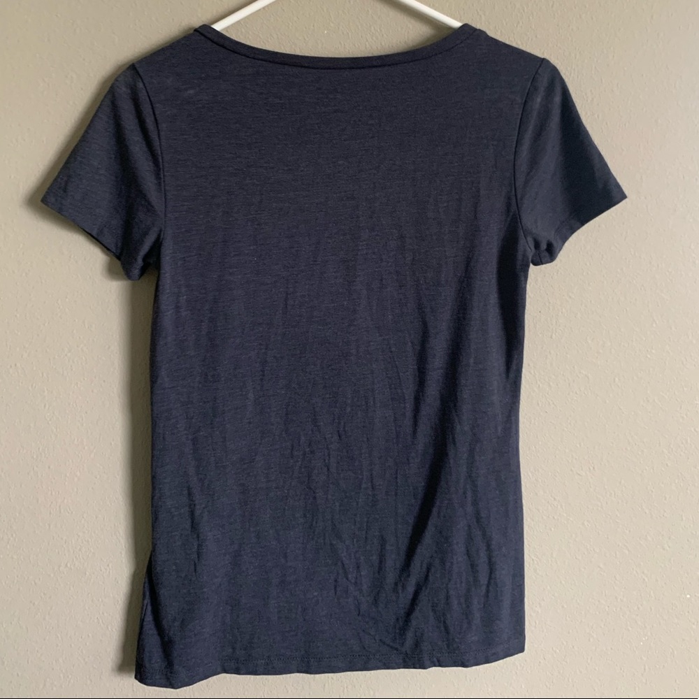 H&M Tee - Picture 2 of 3